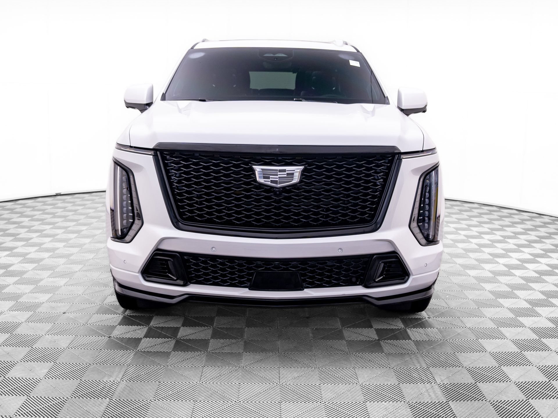 Certified 2025 Cadillac Escalade V w/ LPO, ONYX Package AWD/4WD image 10