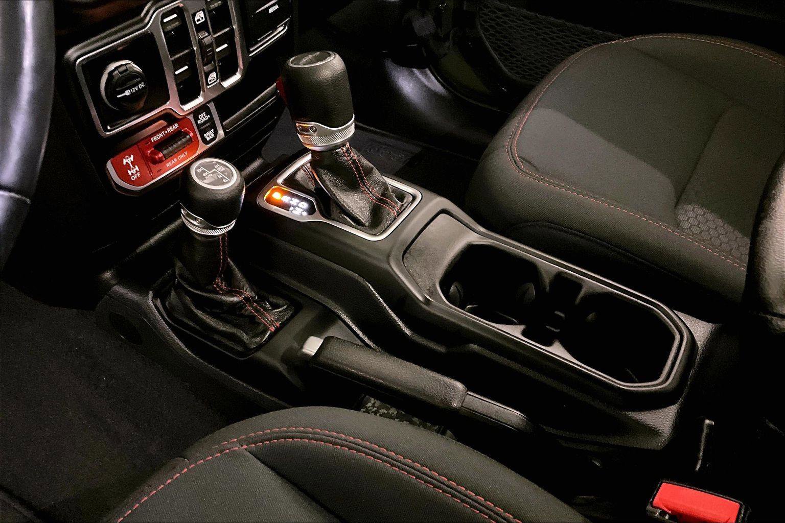 Used 2021 Jeep Gladiator Rubicon image 16