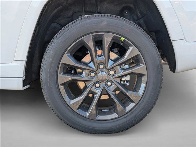 New 2026 Jeep Grand Cherokee Limited Reserve image 10