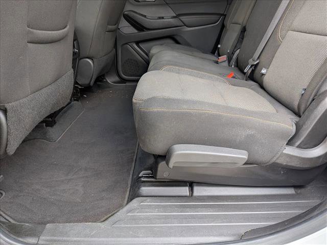 Used 2021 Chevrolet Traverse LT image 19