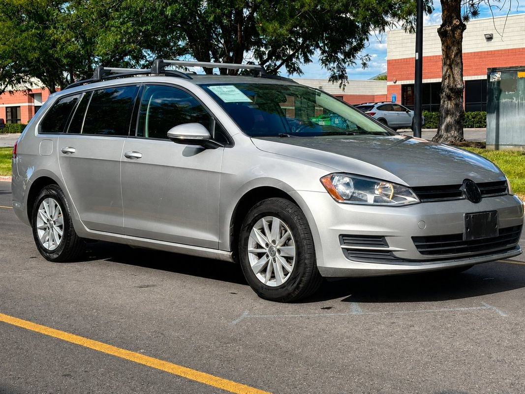 Used 2016 Volkswagen Golf S FWD image 7