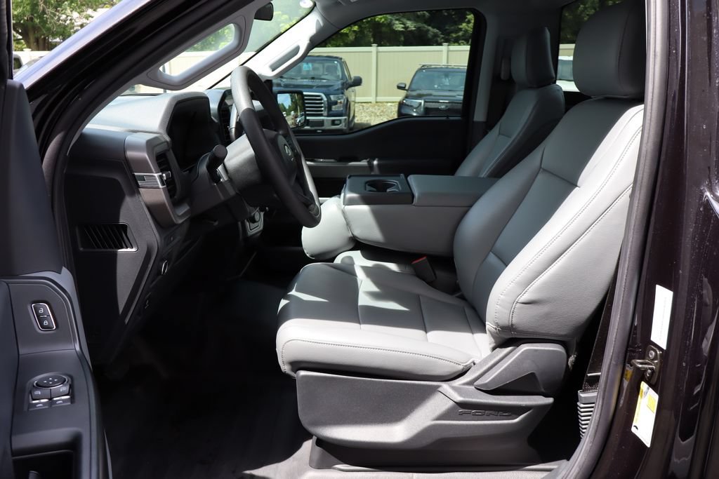 Used 2025 Ford F150 XL RWD image 18