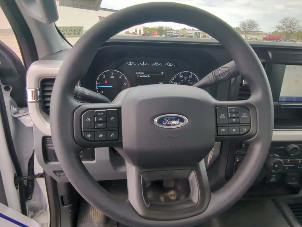 New 2026 Ford F350 XL w/ XL Chrome Package AWD/4WD image 18