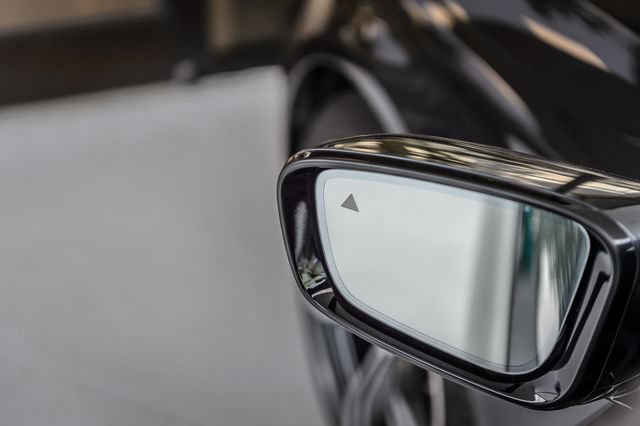 Used 2019 BMW 740i w/ M Sport Package RWD image 51