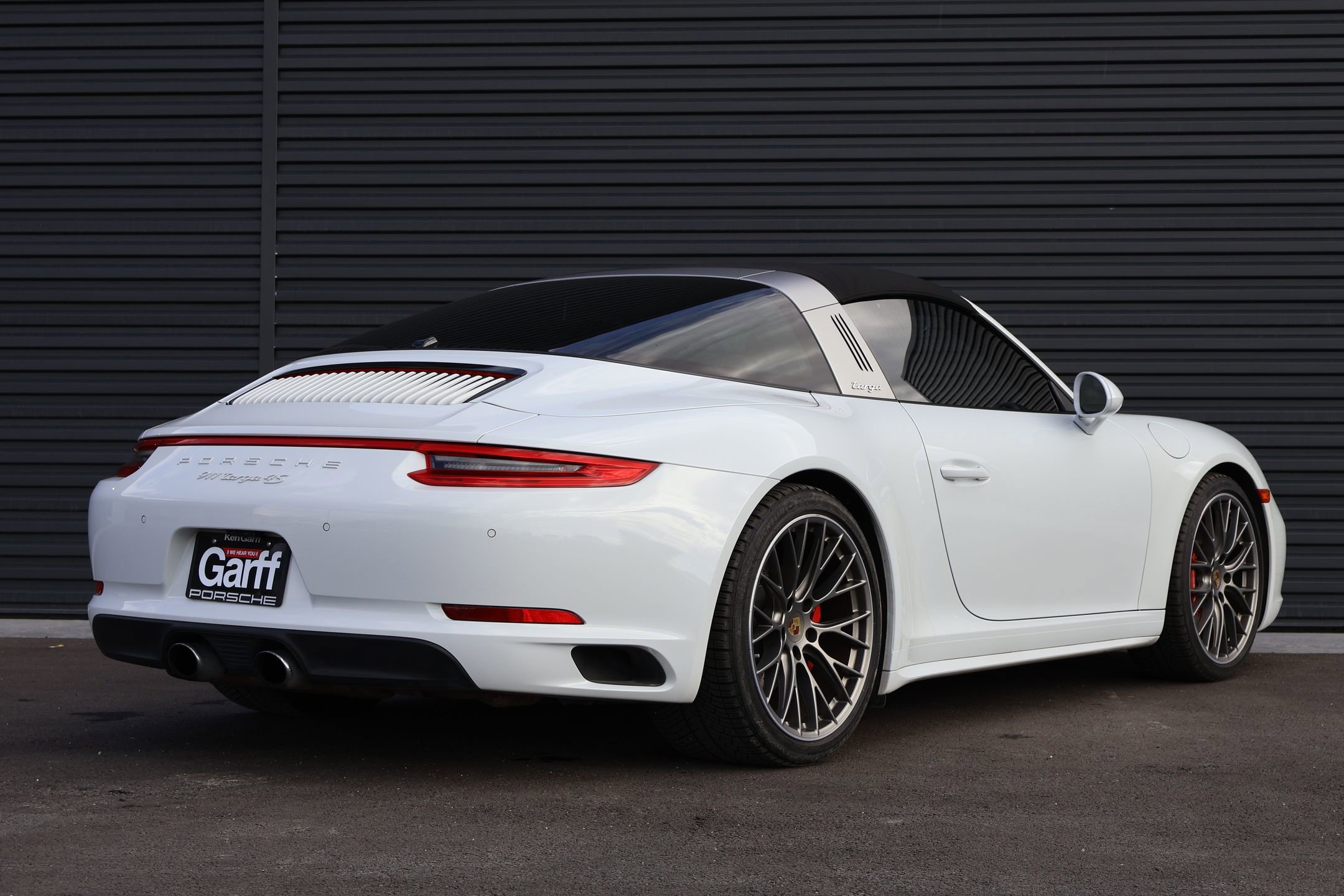 Used 2017 Porsche 911 Targa 4S image 9