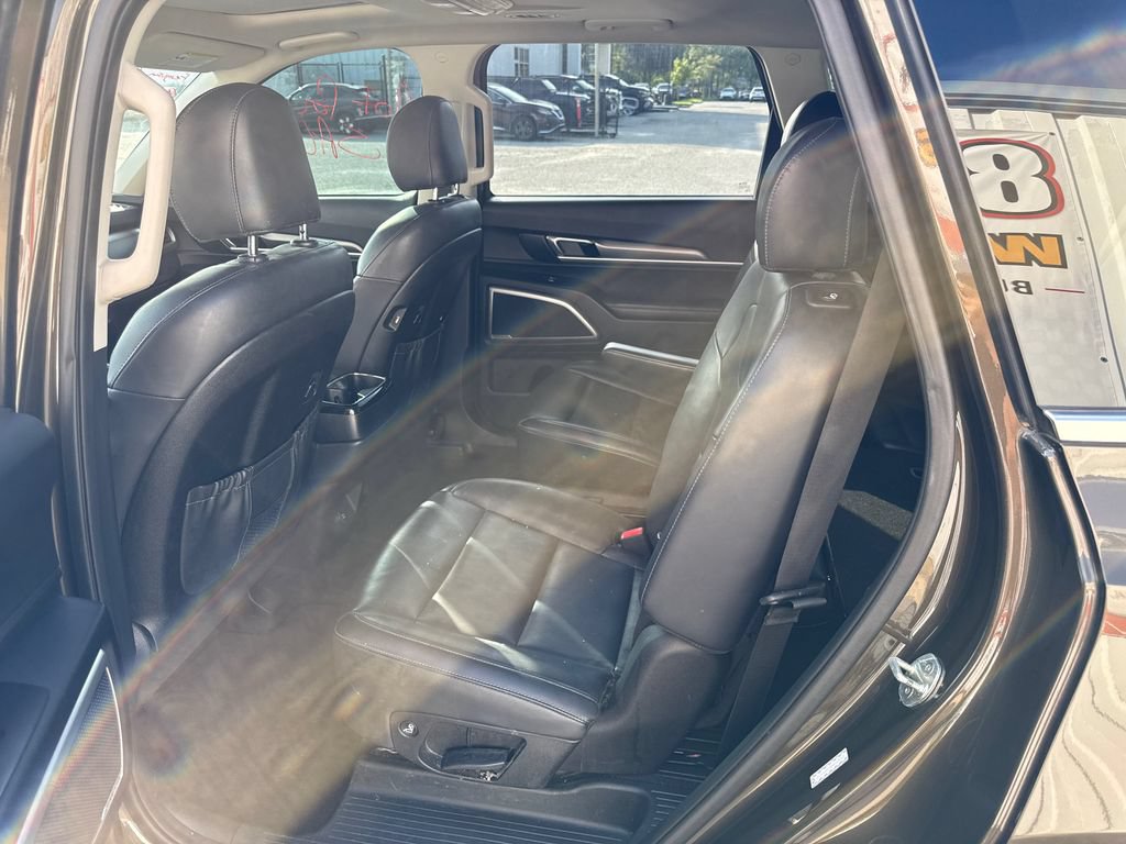 Used 2021 Kia Telluride S FWD image 11