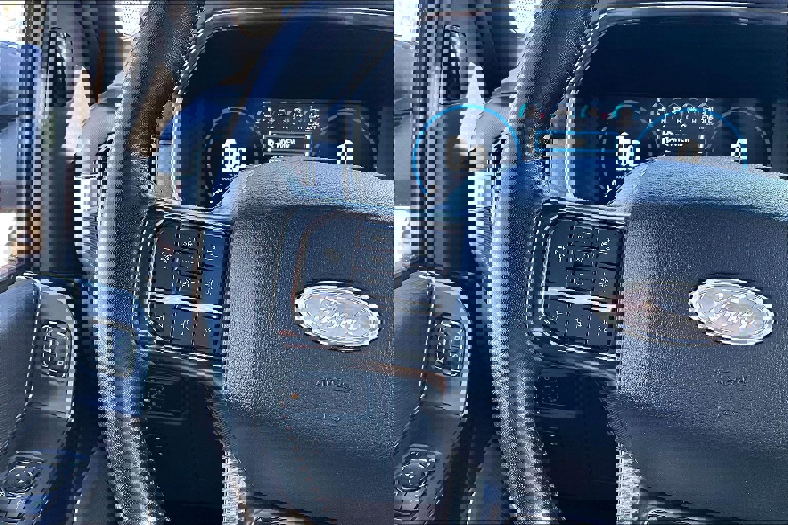 Certified 2022 Ford F150 Platinum w/ Equipment Group 701A High image 19