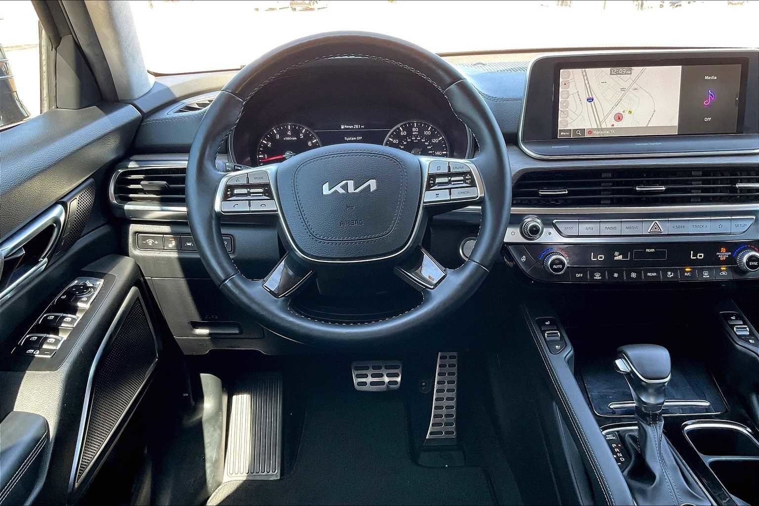 Certified 2022 Kia Telluride SX w/ SX Prestige Package image 14