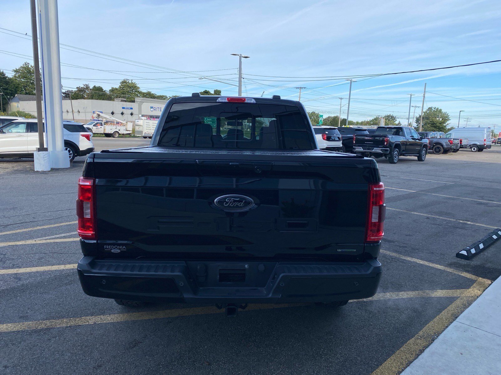 Used 2022 Ford F150 XLT w/ Equipment Group 302A High AWD/4WD image 5