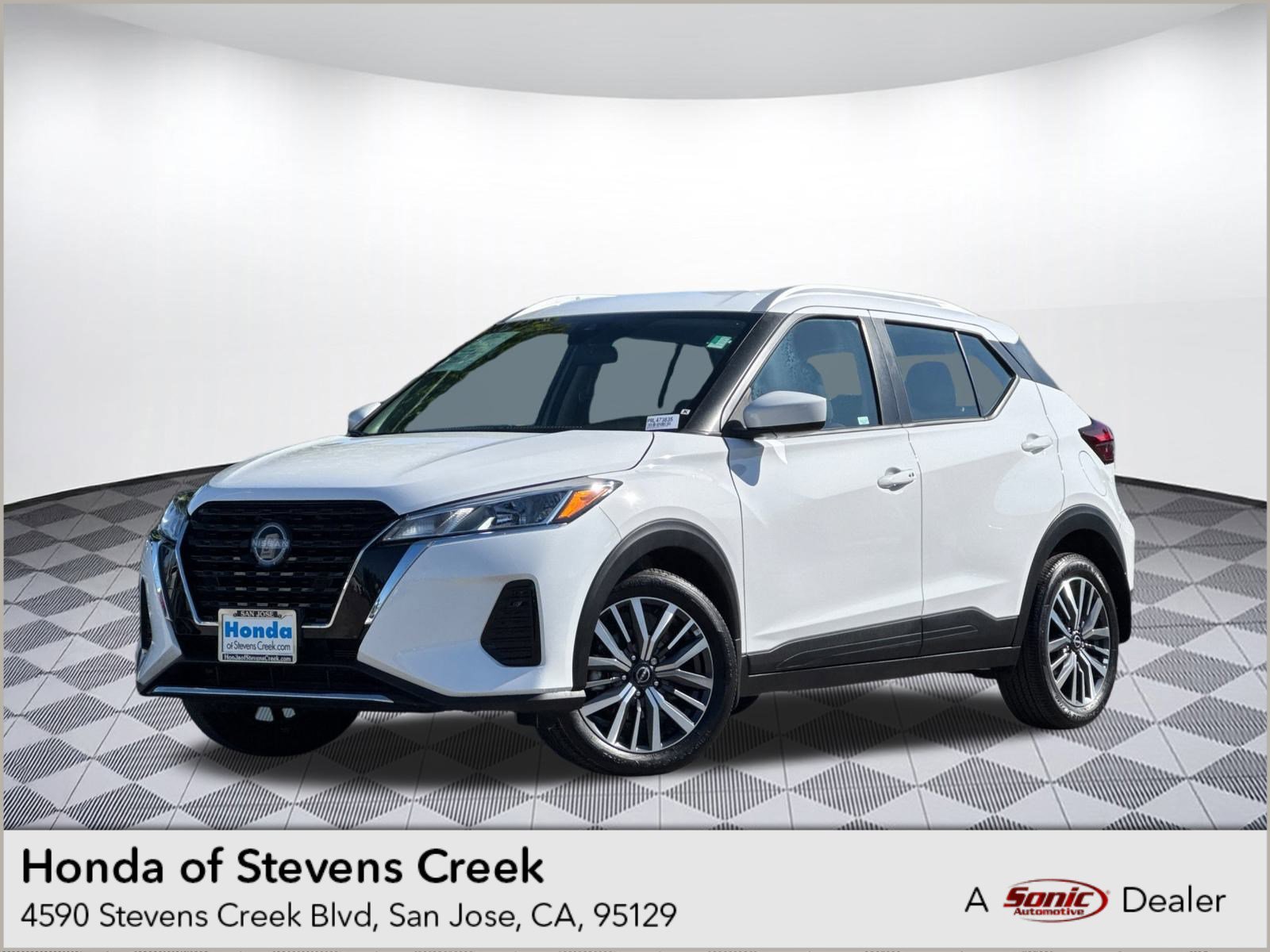 Used 2024 Nissan Kicks SV