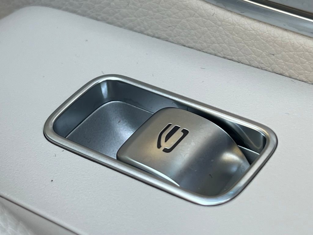 Certified 2025 Mercedes-Benz GLE 450 4MATIC image 42