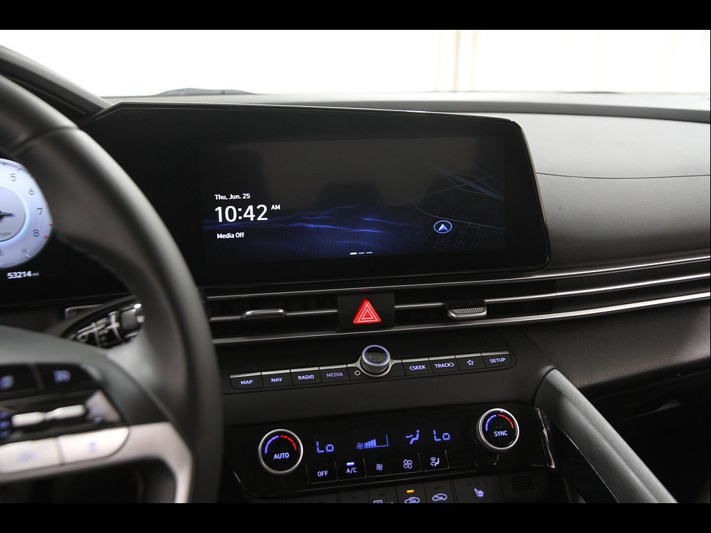 Certified 2023 Hyundai Elantra SEL w/ Convenience Package FWD image 9