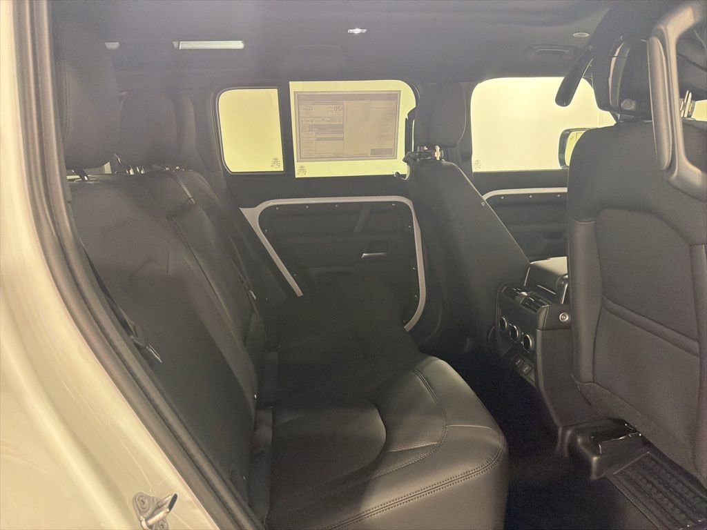 New 2026 Land Rover Defender 110 S AWD/4WD image 28