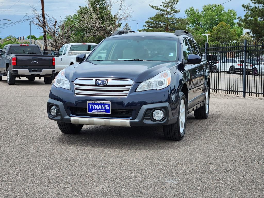 Used 2013 Subaru Outback 2.5i Limited AWD/4WD image 3