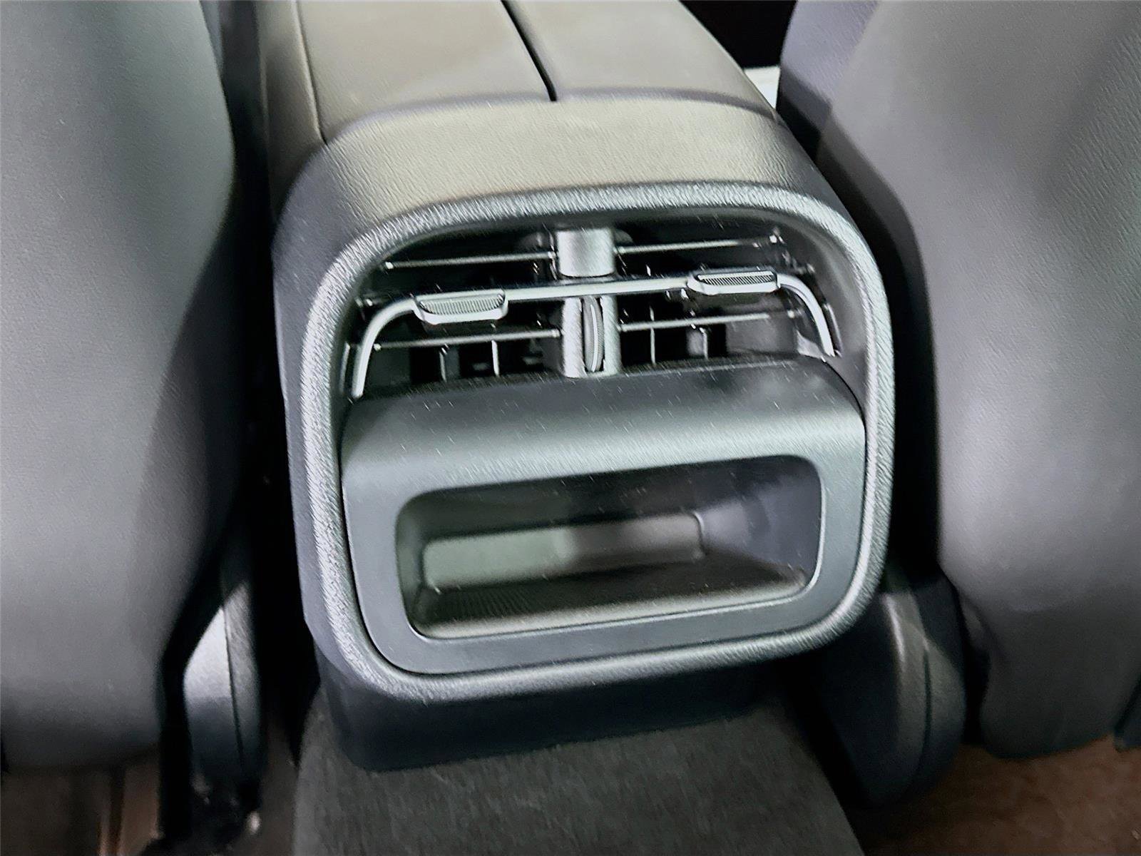 Certified 2026 Mercedes-Benz E 350 4MATIC Sedan image 32