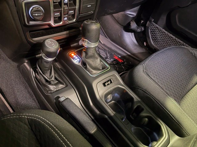 Used 2021 Jeep Wrangler Unlimited Sport AWD/4WD image 39