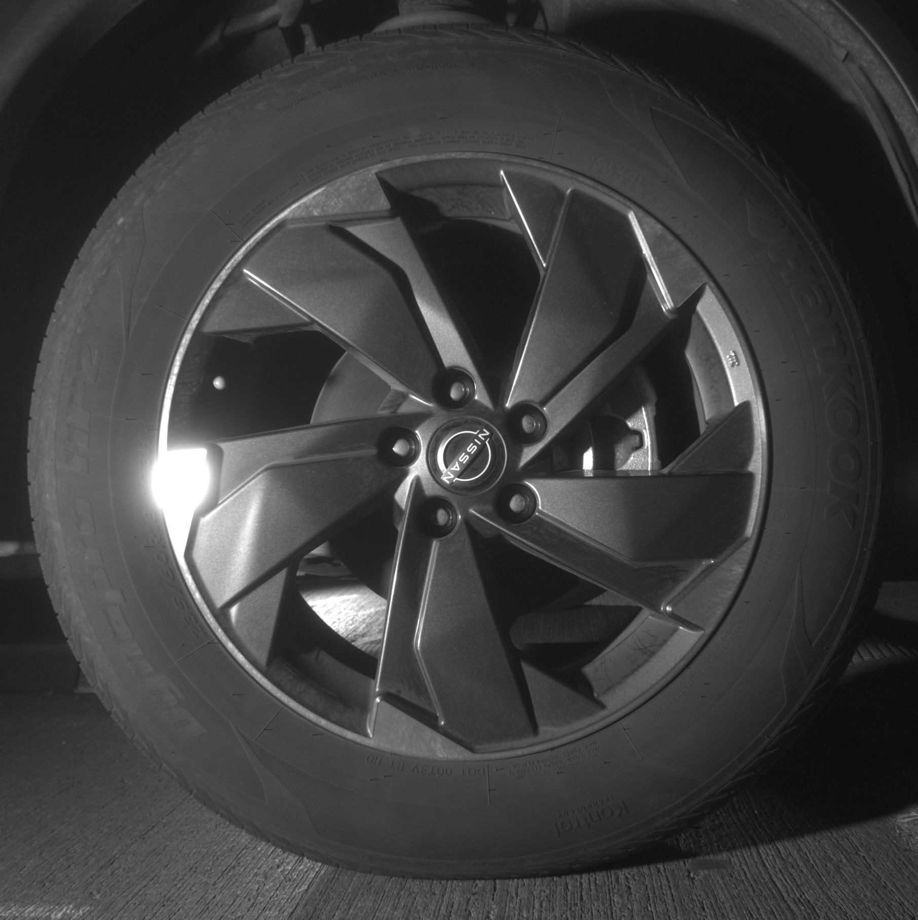 Used 2025 Nissan Rogue SV image 13