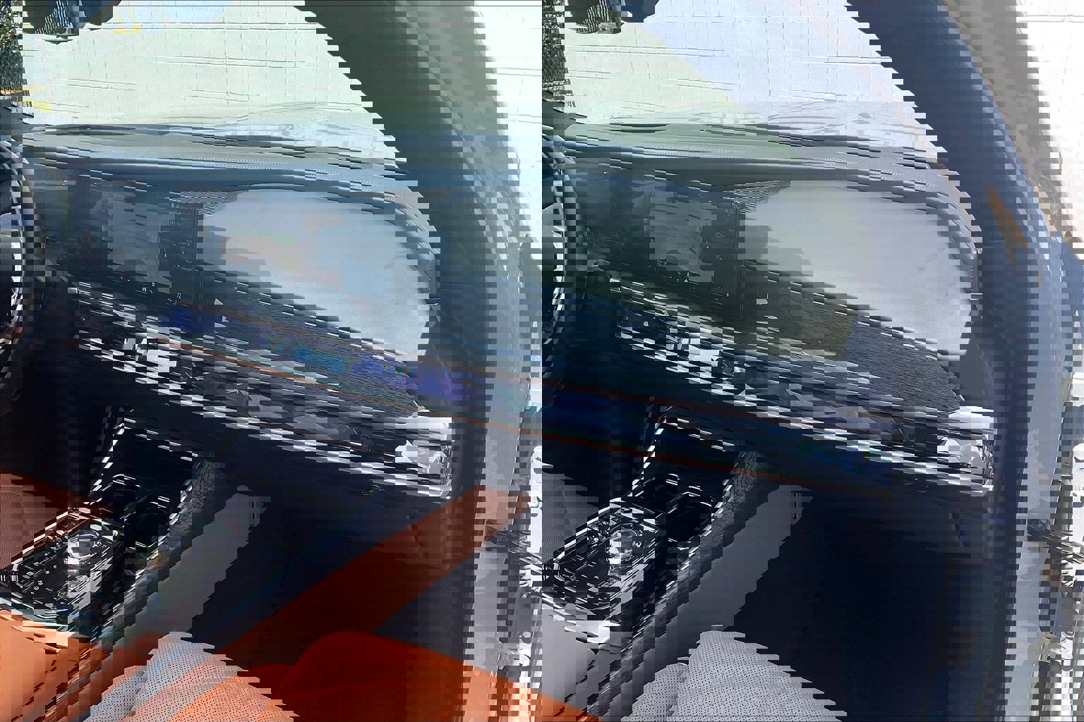 Used 2024 BMW 740i w/ Premium Package 2 image 21