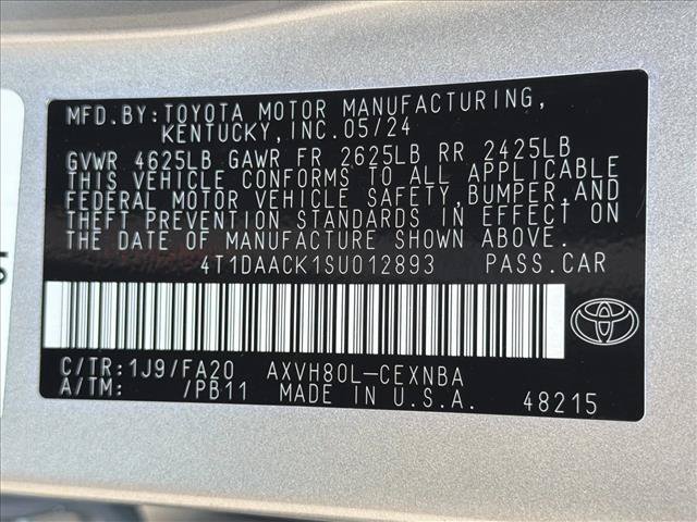 Used 2025 Toyota Camry LE FWD image 27