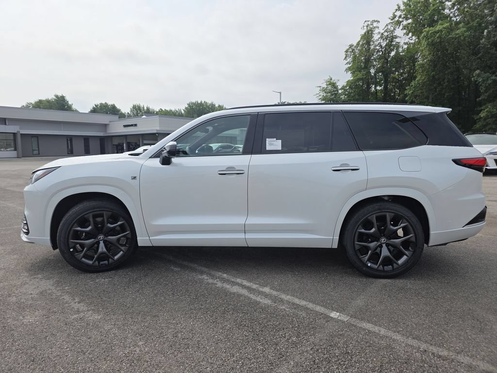 New 2026 Lexus TX 500h AWD image 5