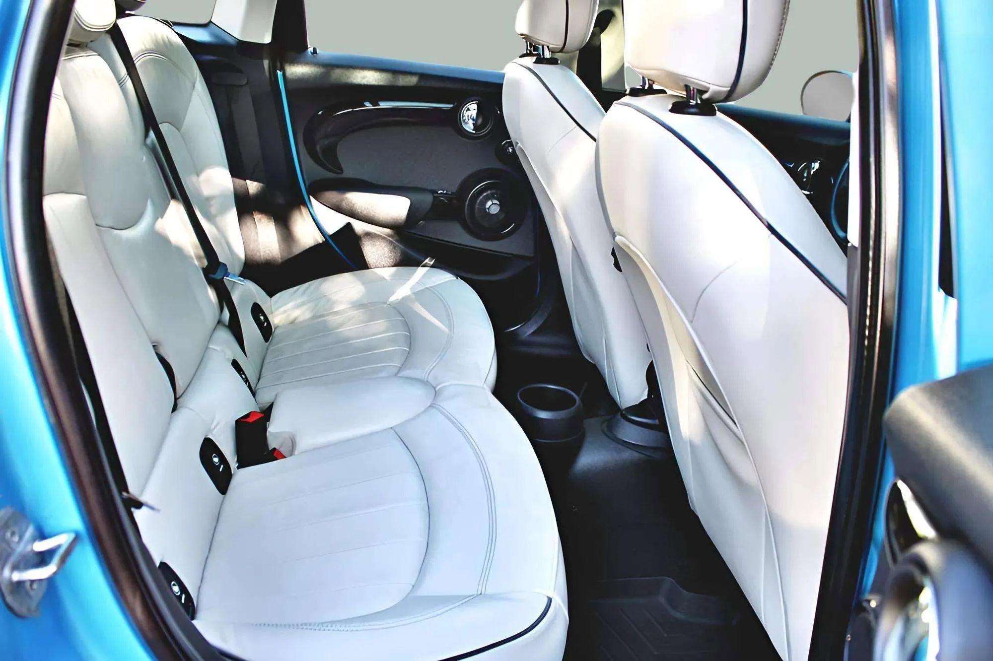 Used 2016 MINI Cooper S image 28