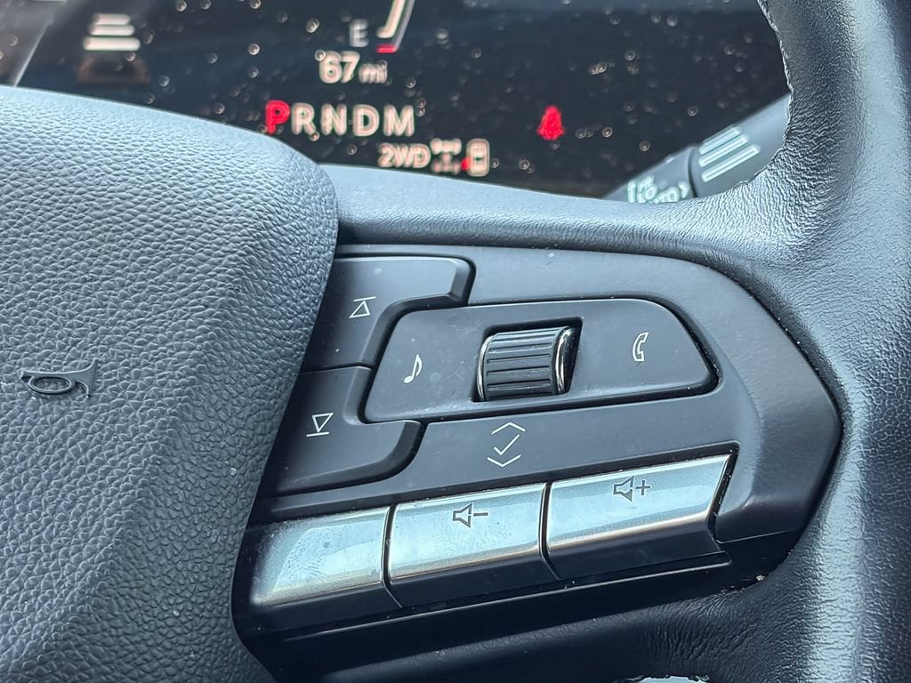 Certified 2024 Cadillac XT4 Premium Luxury AWD/4WD image 11