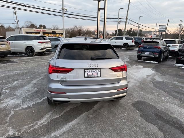 Used 2021 Audi Q3 2.0T Premium Plus w/ Premium Plus Package image 3