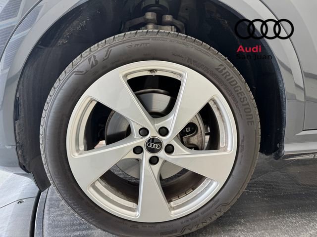 Used 2025 Audi Q5 Premium Plus w/ Premium Plus AWD/4WD image 5