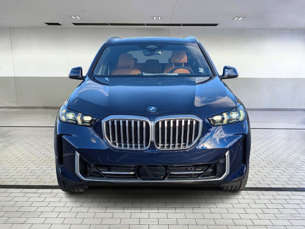 New 2026 BMW X5 xDrive50e w/ Climate Comfort Package image 8