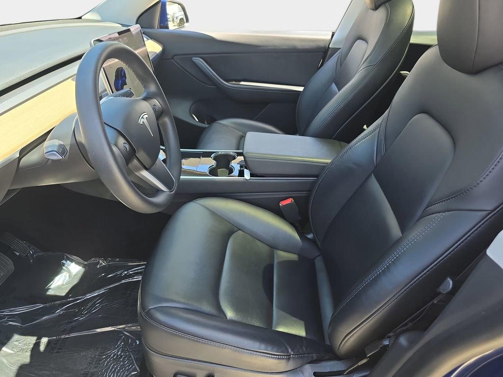 Used 2021 Tesla Model Y Long Range AWD/4WD image 18