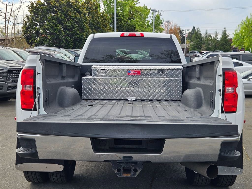 Used 2018 Chevrolet Silverado 3500 W/T w/ WT Fleet Convenience Package AWD/4WD image 10
