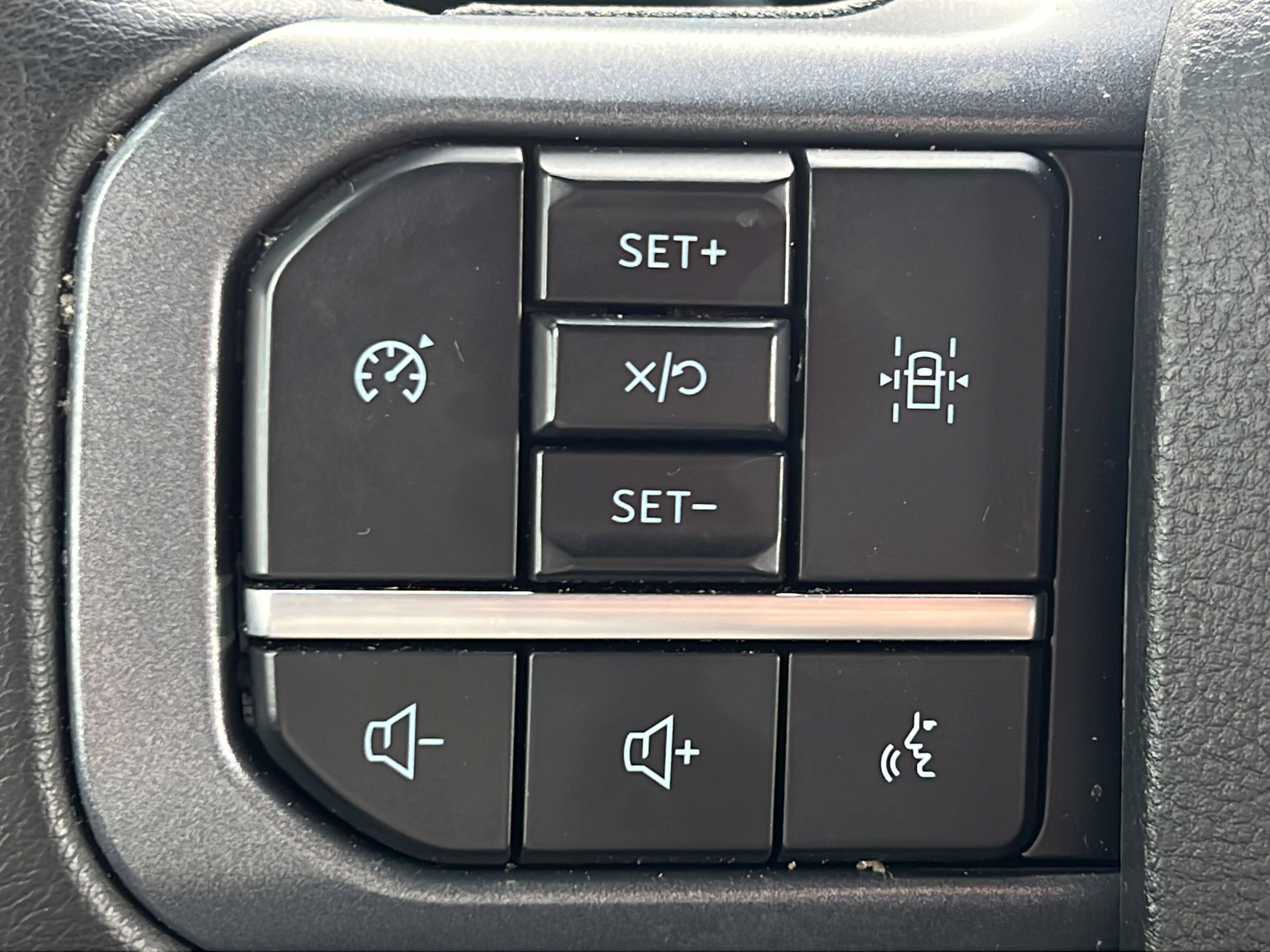 Used 2025 Ford F150 XLT w/ Equipment Group 301A Standard AWD/4WD image 21