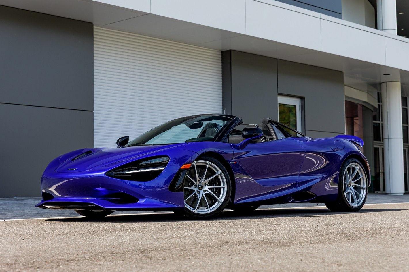 New 2026 McLaren 750S Spider RWD image 7