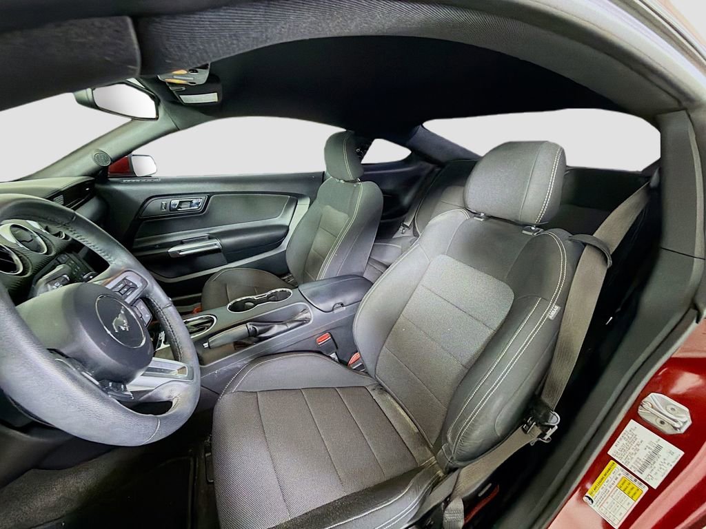 Used 2015 Ford Mustang Coupe image 12