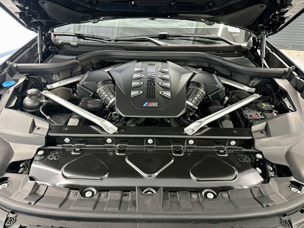 Used 2026 BMW X7 M60i AWD/4WD image 32