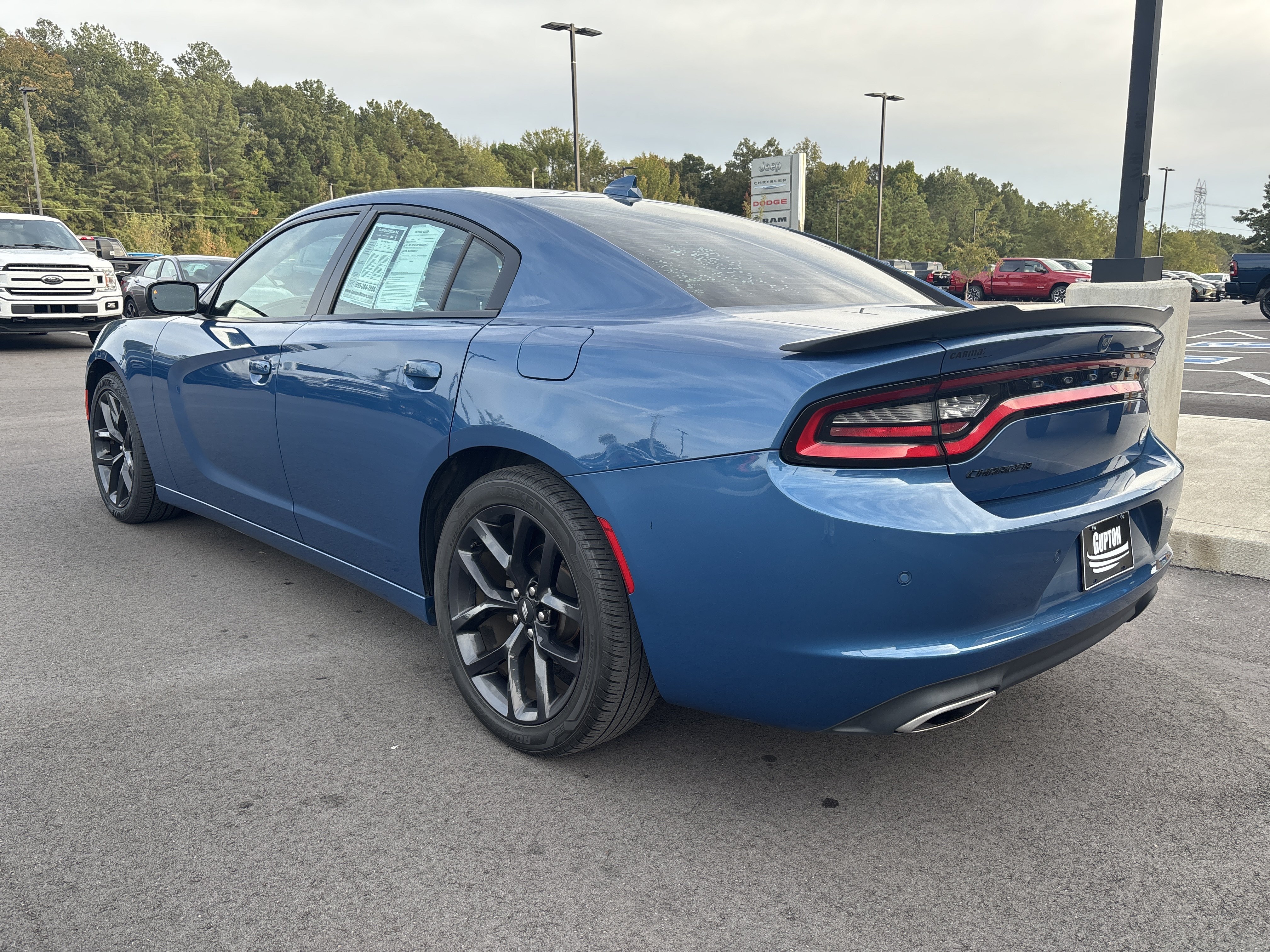 Used 2021 Dodge Charger SXT w/ Plus Group RWD image 12
