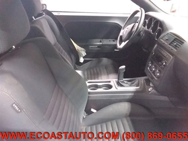 Used 2011 Dodge Challenger R/T RWD image 12