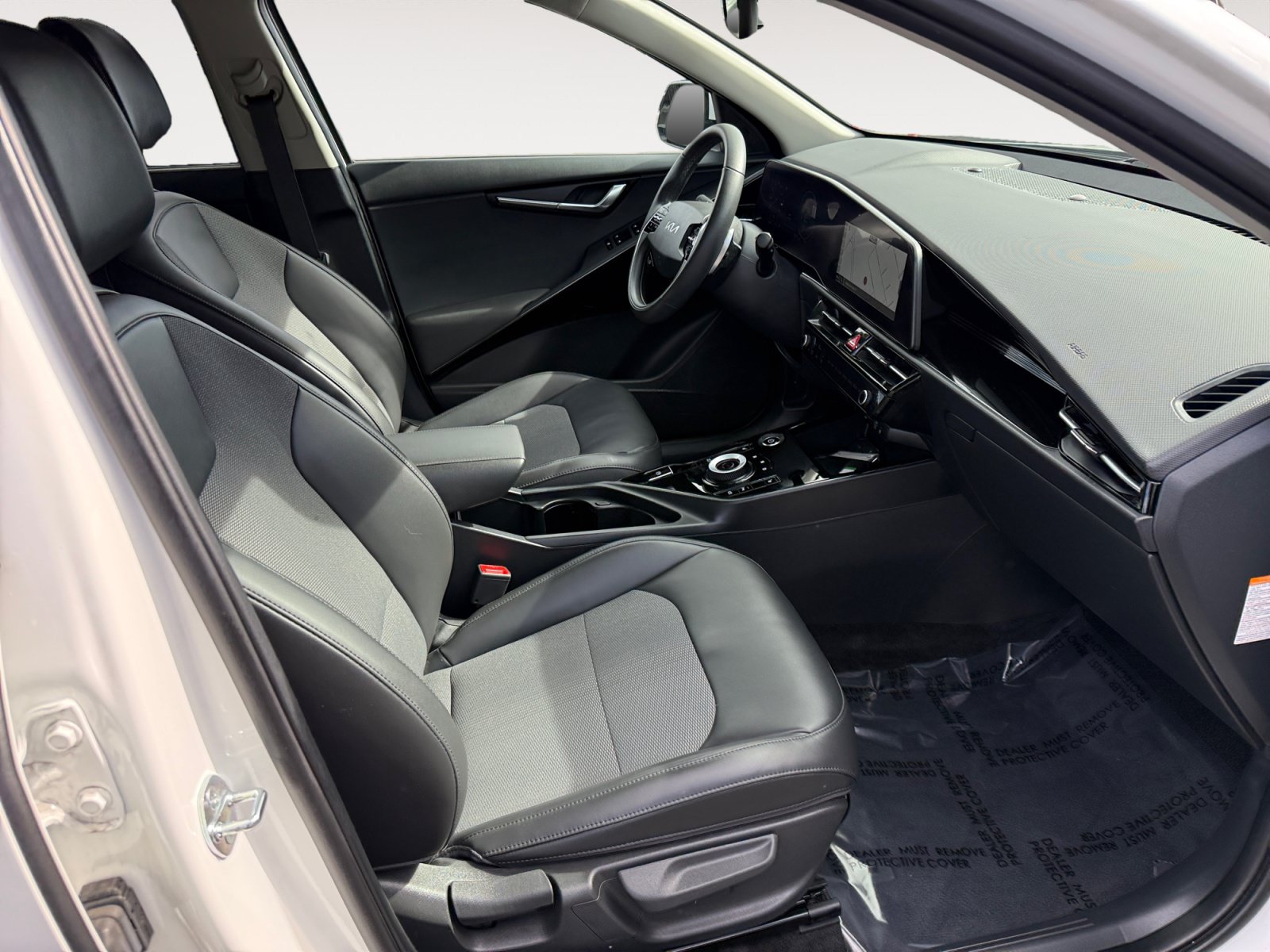 Used 2024 Kia Niro Wind FWD image 19