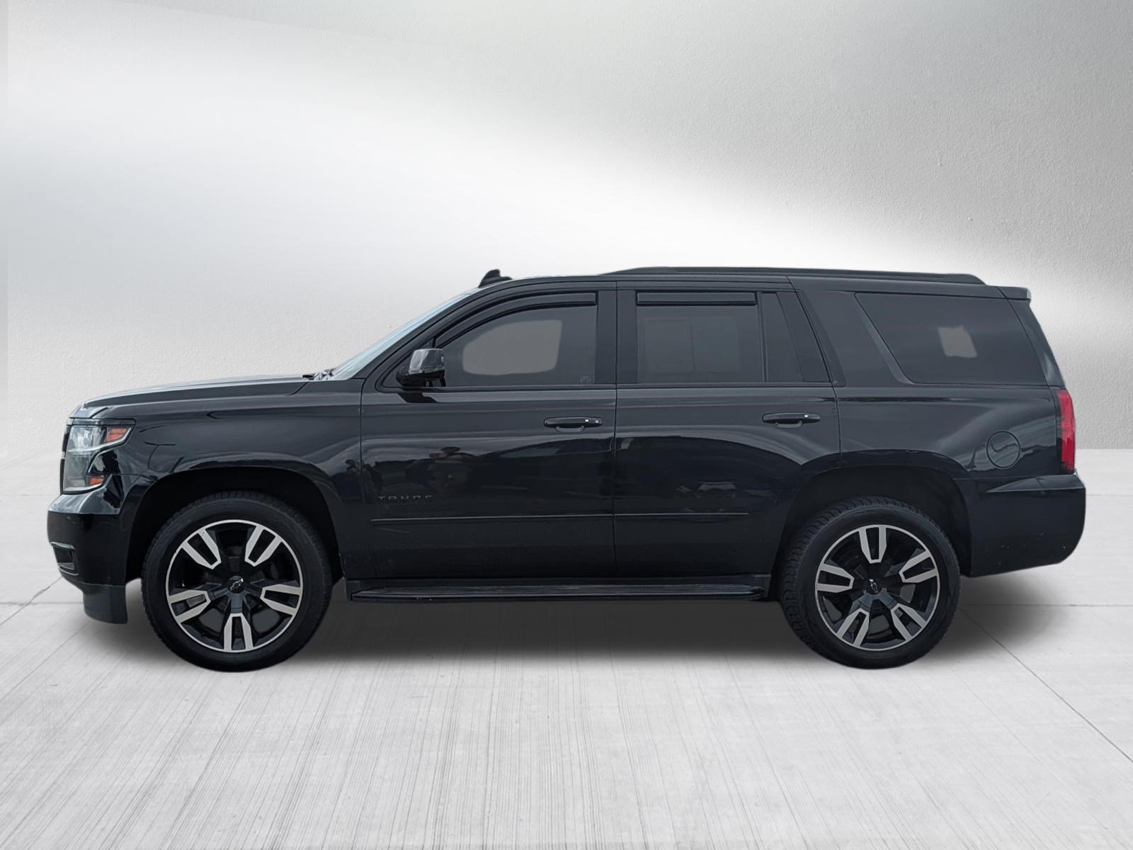 Used 2020 Chevrolet Tahoe Premier AWD/4WD image 4