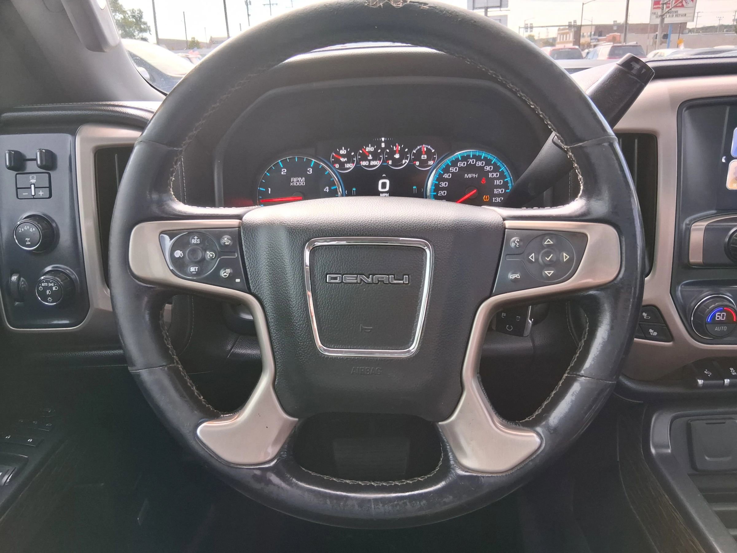 Used 2019 GMC Sierra 2500 Denali w/ Duramax Plus Package AWD/4WD image 17