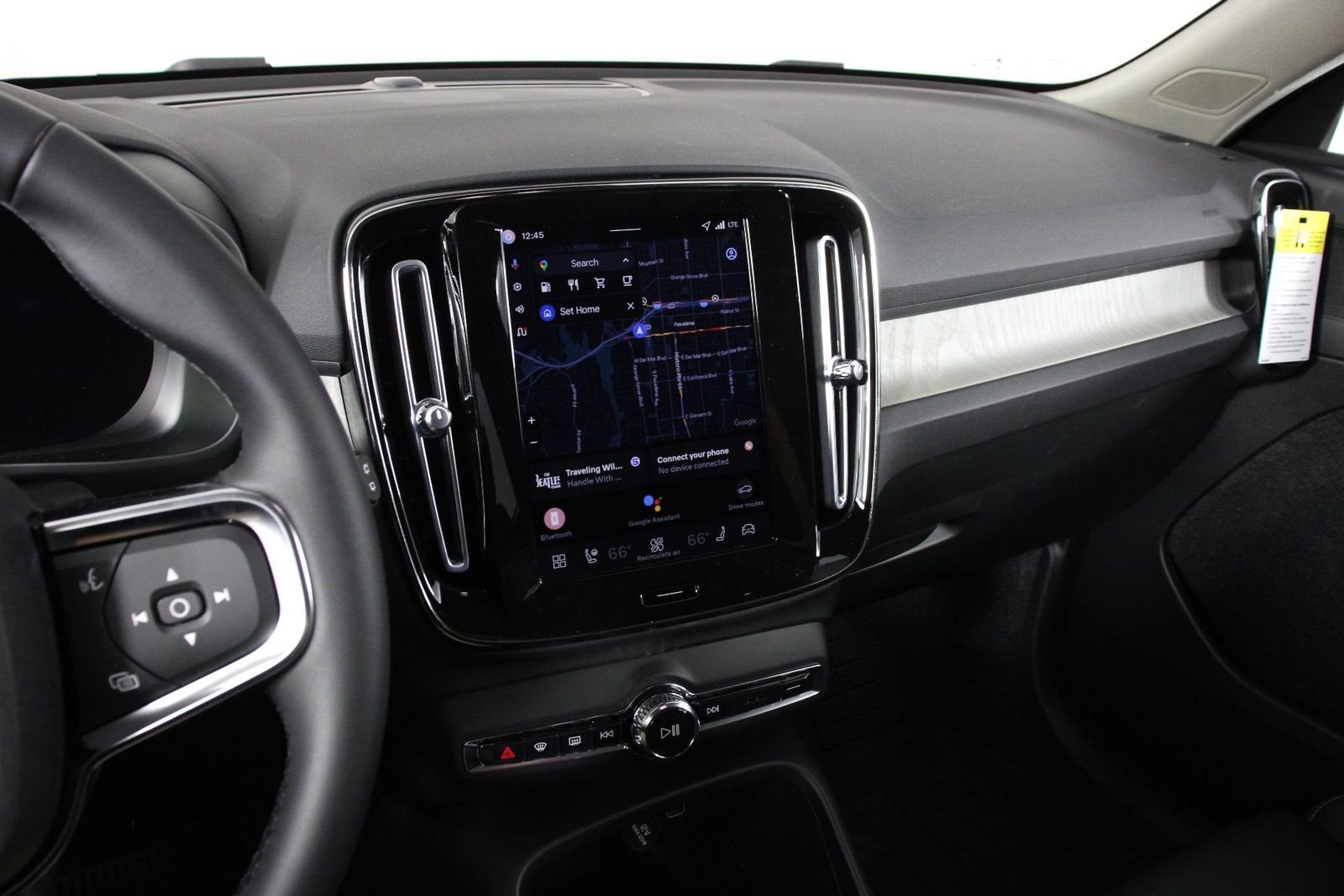 New 2026 Volvo XC40 B4 Plus w/ Climate Package image 6