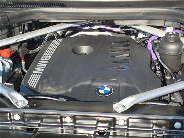 New 2026 BMW X5 xDrive40i w/ M Sport Package AWD/4WD image 16