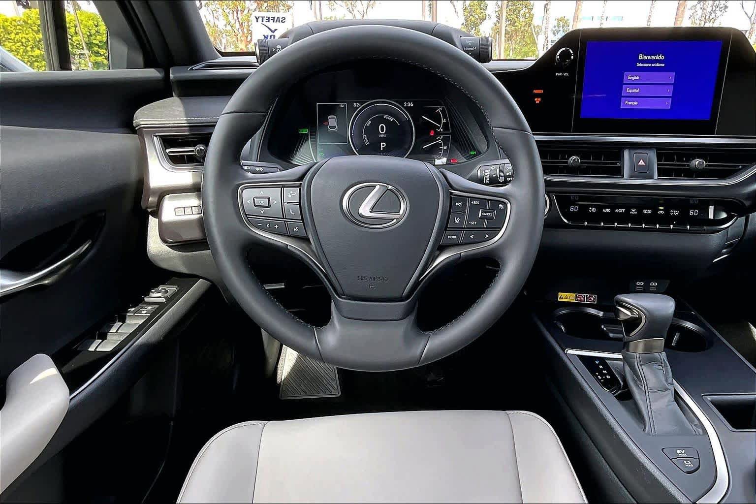 Certified 2023 Lexus UX 250h FWD w/ Accessory Package (Z2) image 5