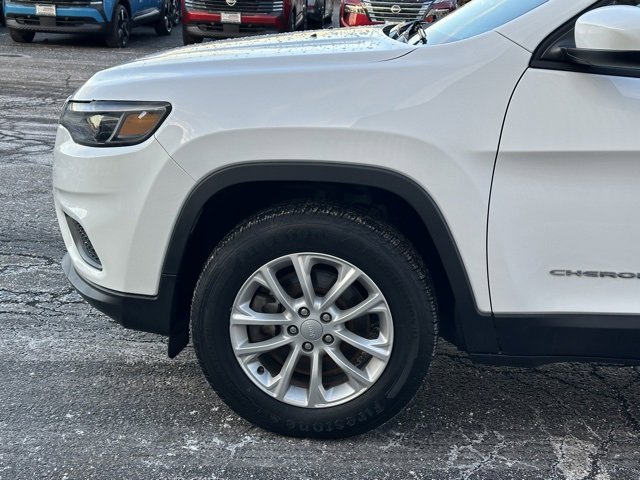 Used 2020 Jeep Cherokee Latitude w/ Cold Weather Group image 7