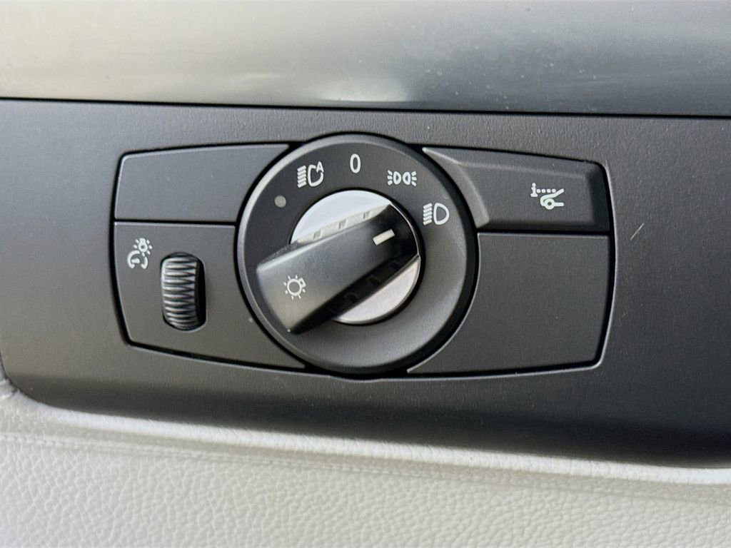 Used 2013 BMW X5 M image 10
