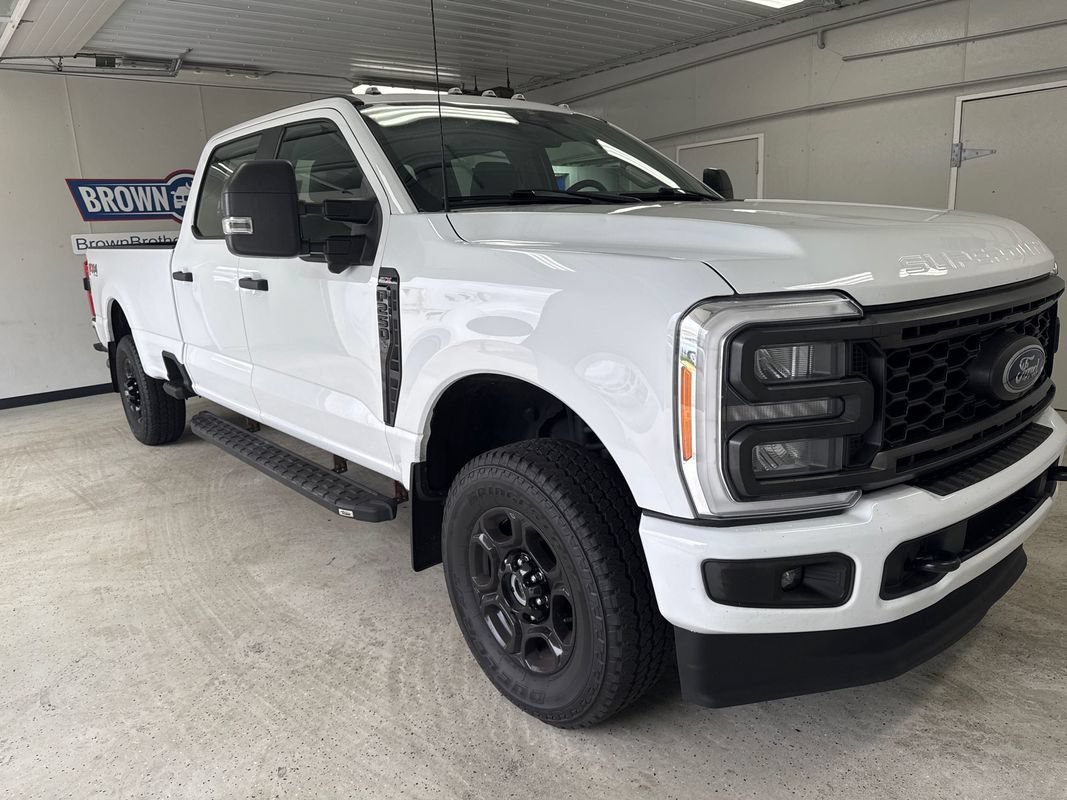 Used 2023 Ford F250 XL w/ STX Appearance Package AWD/4WD image 8