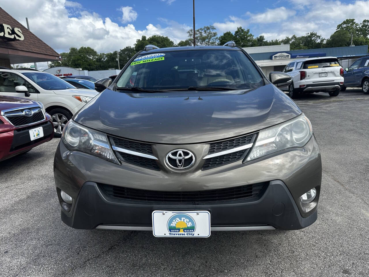 Used 2014 Toyota RAV4 Limited AWD/4WD image 6
