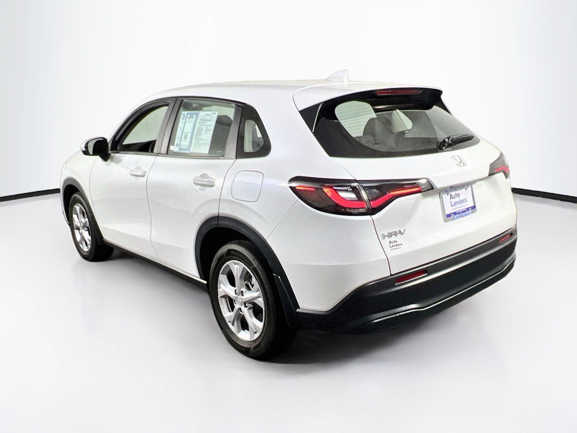 Used 2023 Honda HR-V LX image 7