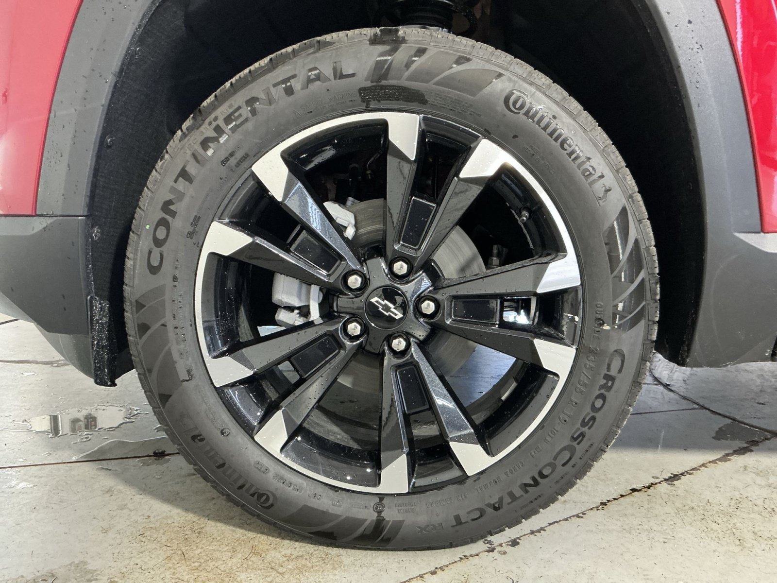 New 2026 Chevrolet Equinox RS w/ Safety and Technology Package AWD/4WD image 13