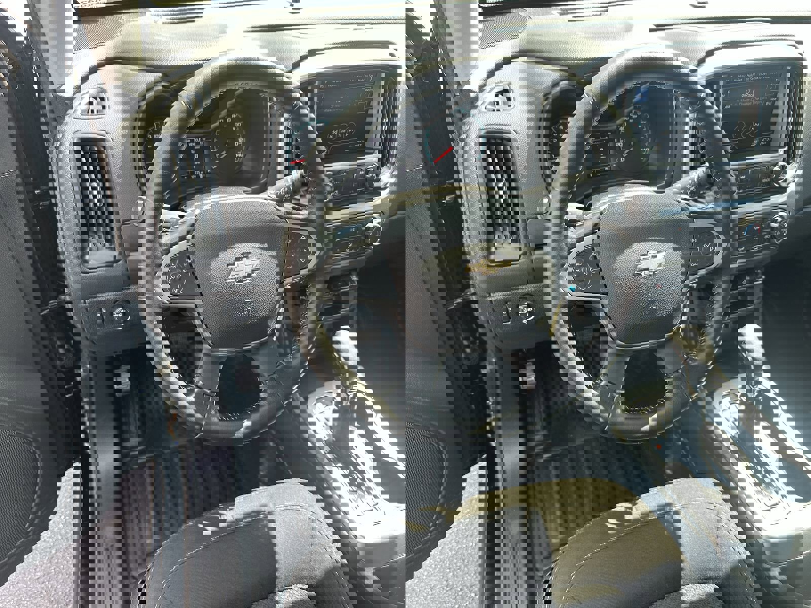 Certified 2022 Chevrolet Colorado LT w/ Fleet Safety Package image 17